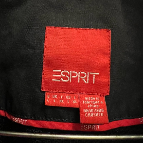 Esprit Black Windbreaker with Stand-Up Collar and Zipper Closure - Picture 2 of 4